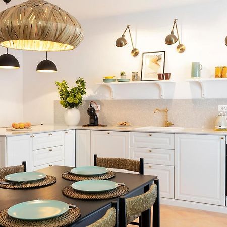 סוטיבאן Apartman Luri מראה חיצוני תמונה
