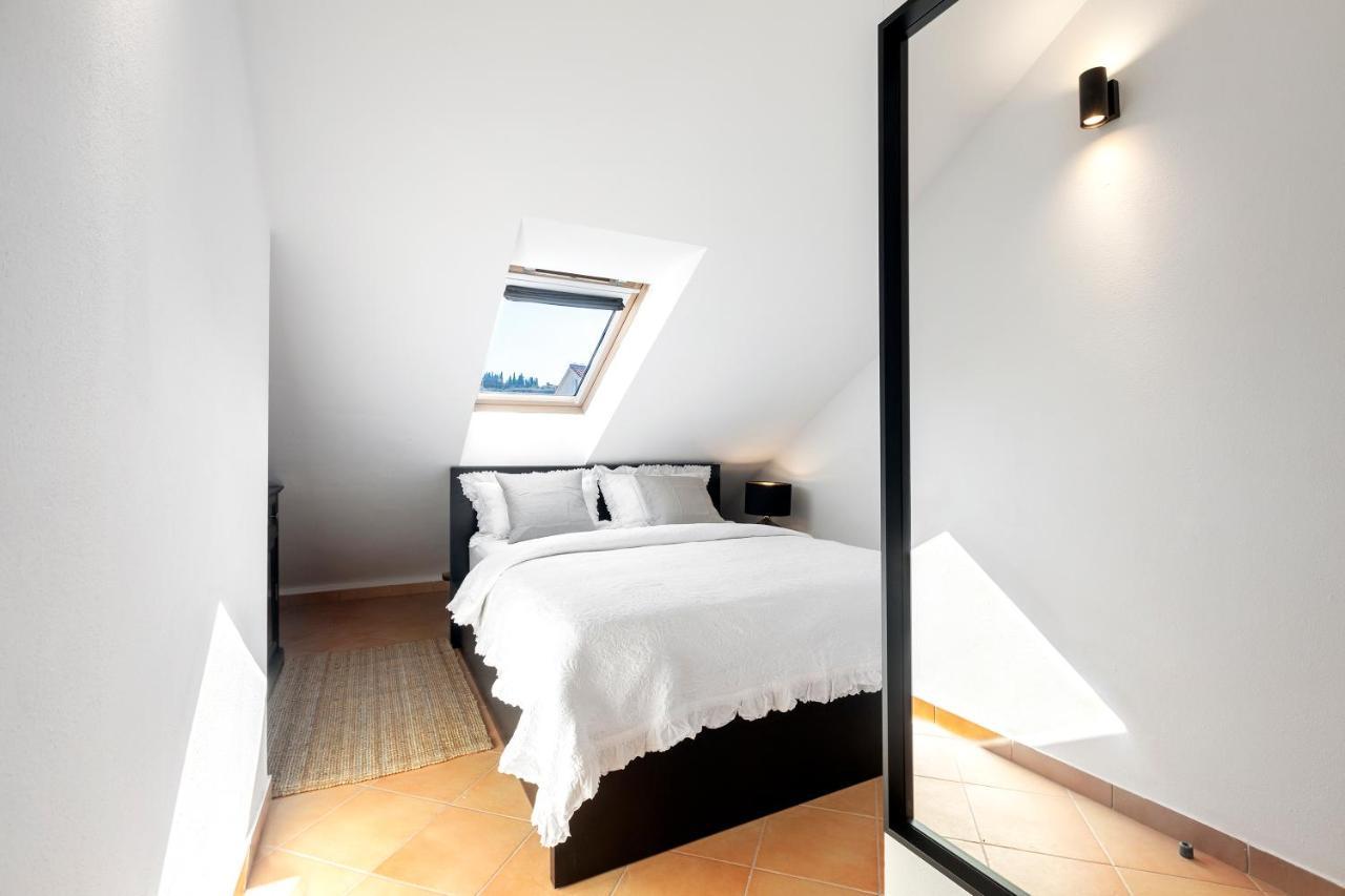 סוטיבאן Apartman Luri מראה חיצוני תמונה