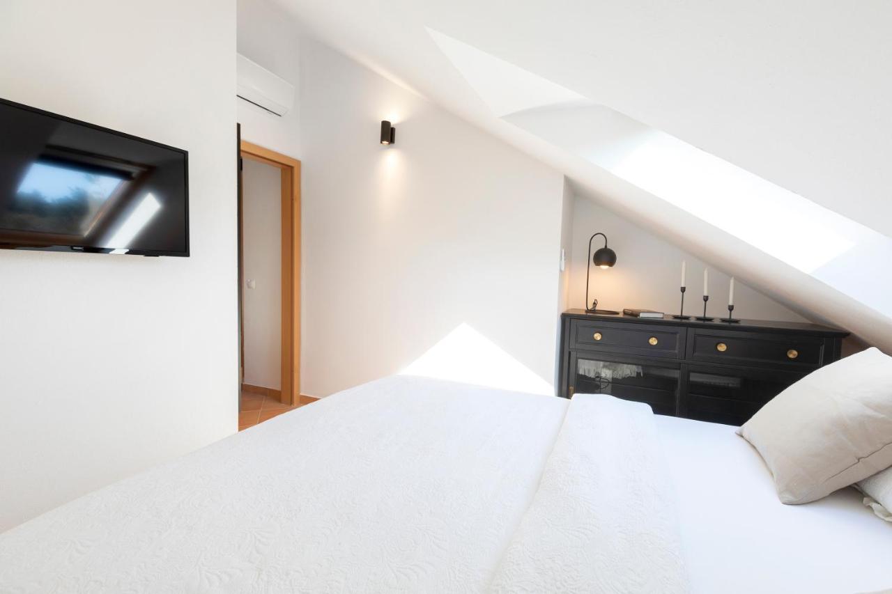 סוטיבאן Apartman Luri מראה חיצוני תמונה