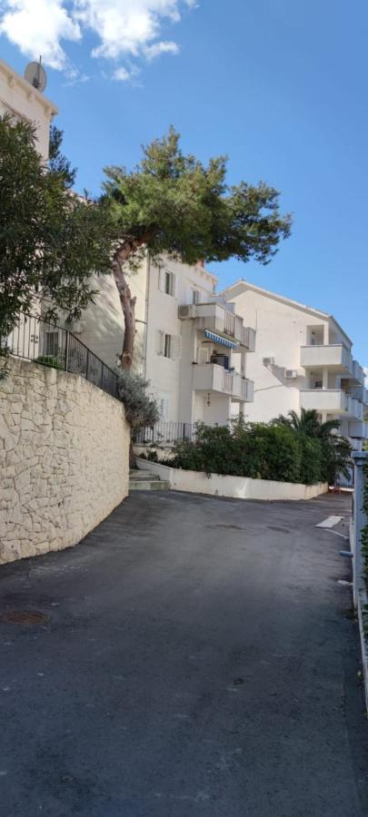 סוטיבאן Apartman Luri מראה חיצוני תמונה